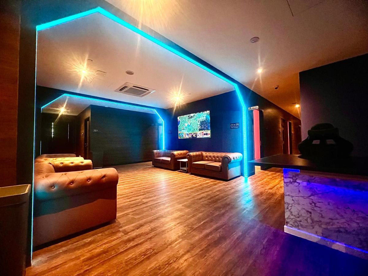 Arena Esports @ Orchard Hotel สิงคโปร์ ภายนอก รูปภาพ